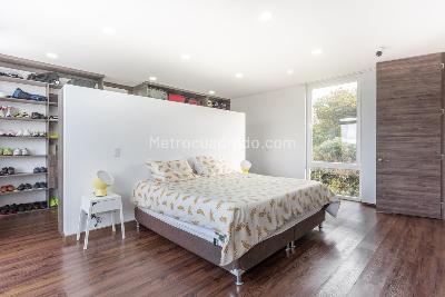 Casa de 5 alcobas en venta en Bosques De Encenillo, La Calera, 630 m² · foto 15 de 20