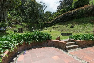 Casa de 4 alcobas en venta en Loma Del Escobero, Envigado, 387 m² · foto 7 de 20