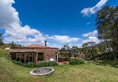 Casa de 4 alcobas en venta en Loma Del Escobero, Envigado, 387 m² · foto 10 de 20