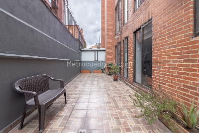 Apartamento de 2 alcobas en venta en Chico Navarra, Bogotá, 150 m² · foto 6 de 20