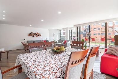 Apartamento de 2 alcobas en venta en Chico Navarra, Bogotá, 150 m² · foto 7 de 20