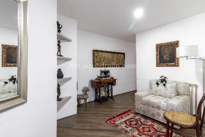 Apartamento de 2 alcobas en venta en Chico Navarra, Bogotá, 150 m² · foto 12 de 20