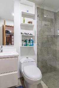 Apartamento de 2 alcobas en venta en Chico Navarra, Bogotá, 150 m² · foto 16 de 20