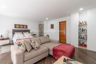 Apartamento de 2 alcobas en venta en Chico Navarra, Bogotá, 150 m² · foto 18 de 20