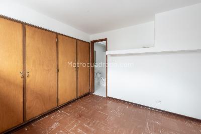 Casa de 3 alcobas en venta en Santa Barbara Oriental, Bogotá, 345 m² · foto 9 de 20