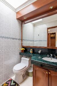 Apartamento de 3 alcobas en venta en Niza Norte, Bogotá, 196 m² · foto 11 de 20