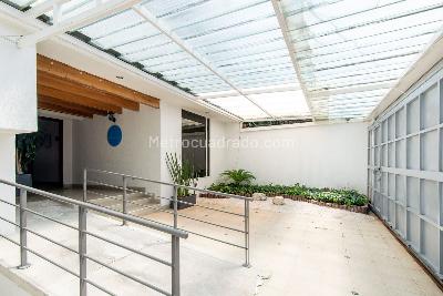 Casa en venta en Santa Paula, Bogotá · foto 2 de 20