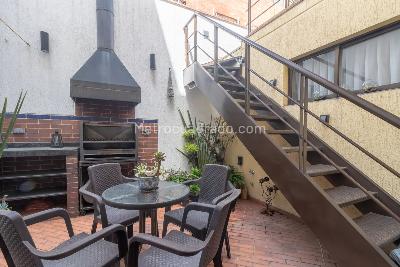 Casa en venta en Santa Barbara Central, Bogotá · foto 2 de 20