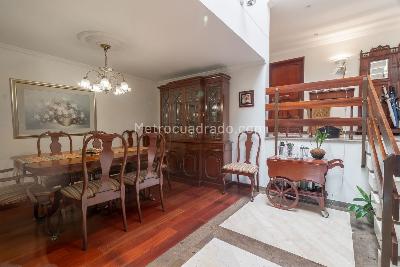 Casa en venta en Santa Barbara Central, Bogotá · foto 4 de 20