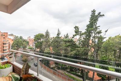 Apartamento de 2 alcobas en venta en Los Rosales, Bogotá, 142 m² · foto 9 de 19