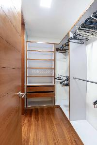Apartamento de 2 alcobas en venta en Los Rosales, Bogotá, 142 m² · foto 16 de 19