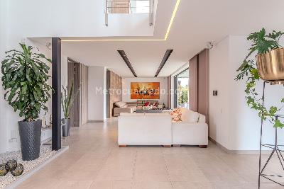 Casa de 5 alcobas en venta en Llanogrande, Rionegro, 800 m² · foto 2 de 20