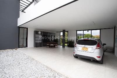 Casa de 5 alcobas en venta en Llanogrande, Rionegro, 800 m² · foto 10 de 20