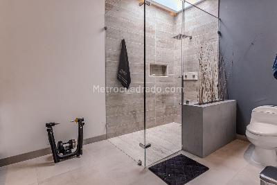 Casa de 5 alcobas en venta en Llanogrande, Rionegro, 800 m² · foto 18 de 20