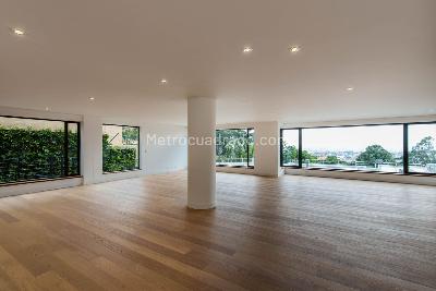 Apartamento en venta en Chico Oriental, Bogotá · foto 2 de 20