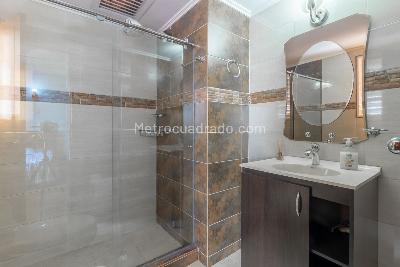 Casa de 4 alcobas en venta en Niza 8, Bogotá, 192 m² · foto 13 de 20