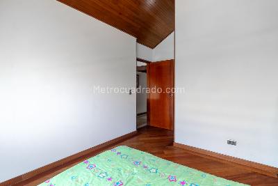 Casa de 4 alcobas en venta en Niza 8, Bogotá, 192 m² · foto 14 de 20