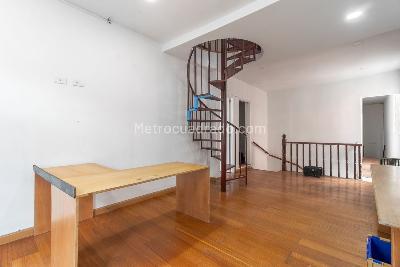 Casa en venta en Quinta Camacho, Bogotá · foto 4 de 17