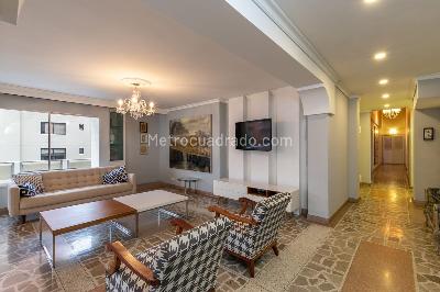 Apartamento de 4 alcobas en venta en Laureles, Medellín, 360 m² · foto 4 de 20