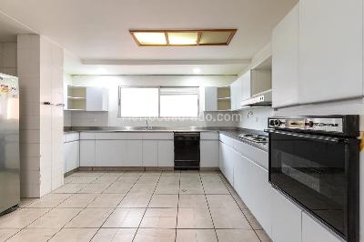 Apartamento de 4 alcobas en venta en Laureles, Medellín, 360 m² · foto 7 de 20