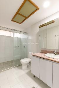 Apartamento de 4 alcobas en venta en Laureles, Medellín, 360 m² · foto 19 de 20