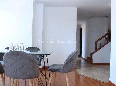 Apartamento de 3 alcobas en venta en Los Cedros, Bogotá, 125 m² · foto 3 de 16