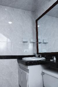 Apartamento de 3 alcobas en venta en Los Cedros, Bogotá, 125 m² · foto 15 de 16