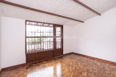 Casa de 4 alcobas en venta en Santa Ana Occidental, Bogotá, 250 m² · foto 6 de 18