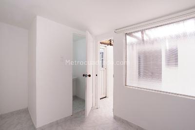 Casa de 4 alcobas en venta en Santa Ana Occidental, Bogotá, 250 m² · foto 9 de 18