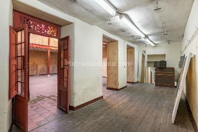 Apartamento de 1 alcoba en venta en La Candelaria, Bogotá, 1421 m² · foto 5 de 20