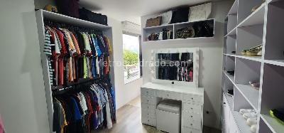 Casa de 3 alcobas en venta en Loma Del Chocho, Envigado, 180 m² · foto 13 de 13