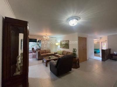 Apartamento de 3 alcobas en venta en Alejandria, Medellín, 148 m² · foto 2 de 20