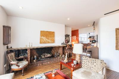 Apartamento de 5 alcobas en venta en Quinta Camacho, Bogotá, 291 m² · foto 2 de 20