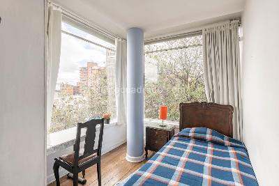 Apartamento de 5 alcobas en venta en Quinta Camacho, Bogotá, 291 m² · foto 13 de 20