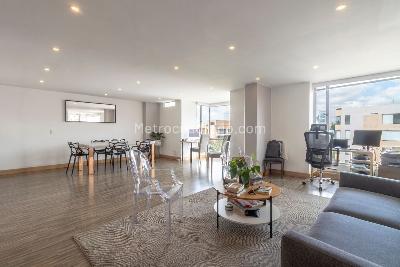Apartamento en venta en San Patricio, Bogotá · foto 2 de 19