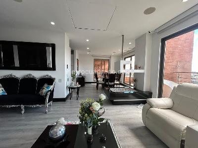 Apartamento de 4 alcobas en venta en La Calleja, Bogotá, 288 m² · foto 2 de 20