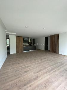 Apartamento de 3 alcobas en venta en Altos Del Poblado, Medellín, 118 m² · foto 4 de 13