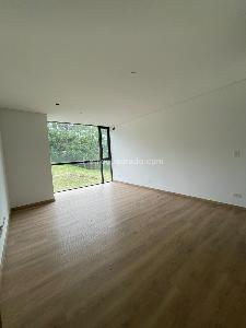 Apartamento de 3 alcobas en venta en Altos Del Poblado, Medellín, 118 m² · foto 6 de 13