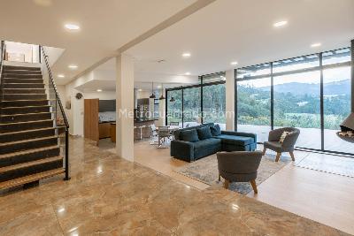 Casa de 4 alcobas en venta en La Calera, La Calera, 460 m² · foto 2 de 20