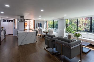 Apartamento de 3 alcobas en venta en Loma De Los Balsos, Medellín, 165 m² · foto 5 de 20