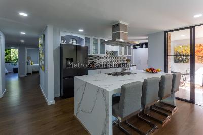 Apartamento de 3 alcobas en venta en Loma De Los Balsos, Medellín, 165 m² · foto 9 de 20