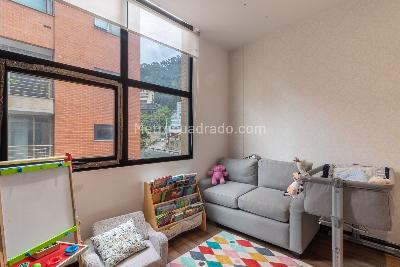 Apartamento de 3 alcobas en venta en El Refugio, Bogotá, 130 m² · foto 14 de 20