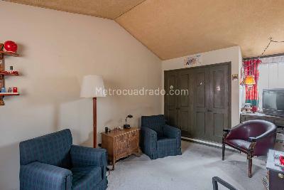 Casa de 4 alcobas en venta en Santa Ana Occidental, Bogotá, 234 m² · foto 15 de 20