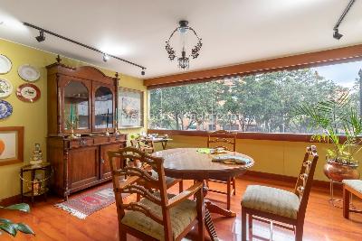 Apartamento en venta en Los Rosales, Bogotá · foto 2 de 20
