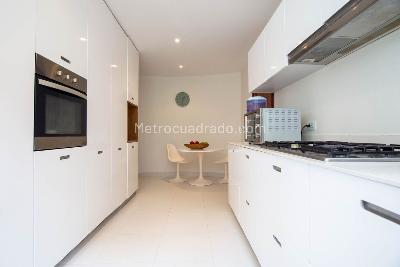 Apartamento en venta en Santa Barbara Alta, Bogotá · foto 9 de 20