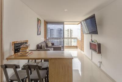 Apartamento de 3 alcobas en venta en El Poblado, Medellín, 58 m² · foto 2 de 19