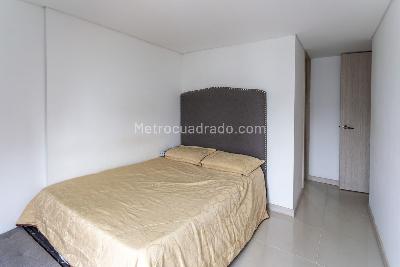 Apartamento de 3 alcobas en venta en El Poblado, Medellín, 58 m² · foto 13 de 19