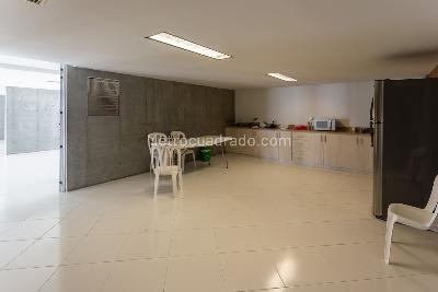 Apartamento de 3 alcobas en venta en El Poblado, Medellín, 58 m² · foto 14 de 19
