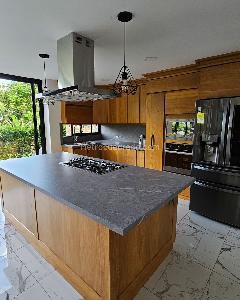 Casa de 4 alcobas en venta en Bello Cabecera Municipal, Bello, 280 m² · foto 4 de 13
