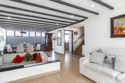 Casa de 4 alcobas en venta en Ciudad Jardin Norte, Bogotá, 196 m² · foto 4 de 20